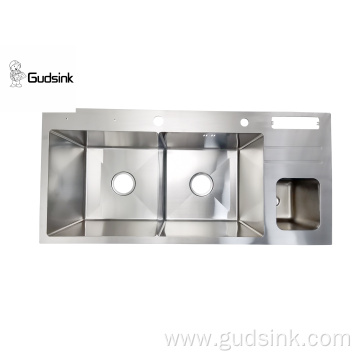 Good quality stainless steel kitchen sink with drainboard